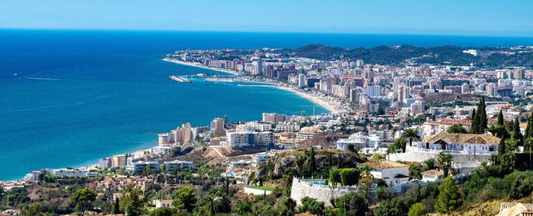 Vista panoramica de Fuengirola y su litoral.